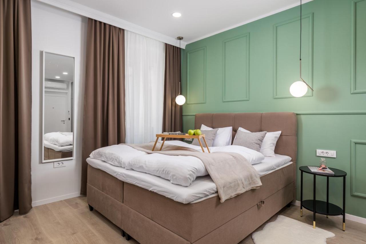 Area2 Center Luxury Apartment Rijeka Extérieur photo