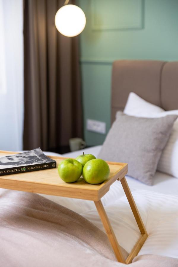 Area2 Center Luxury Apartment Rijeka Extérieur photo